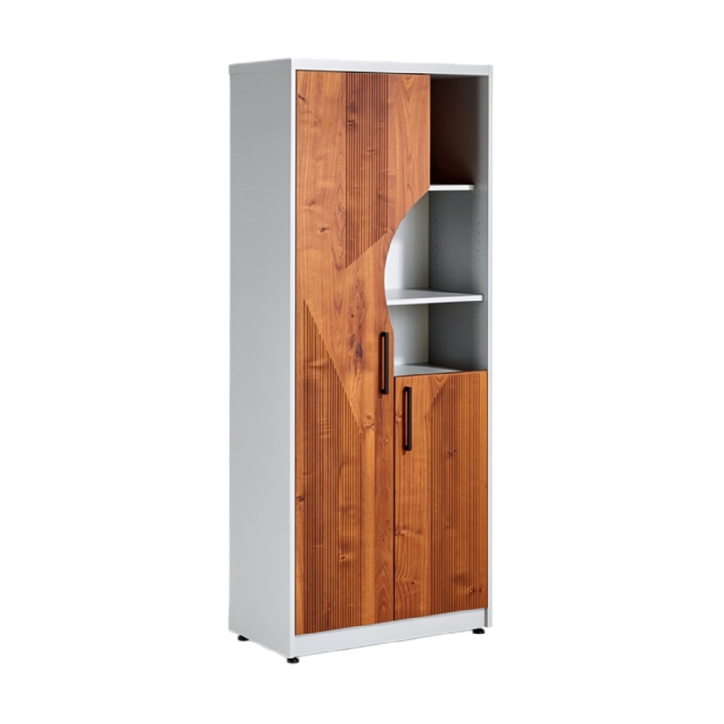 "Moderne Kast met Houten Deuren en Open Planken"