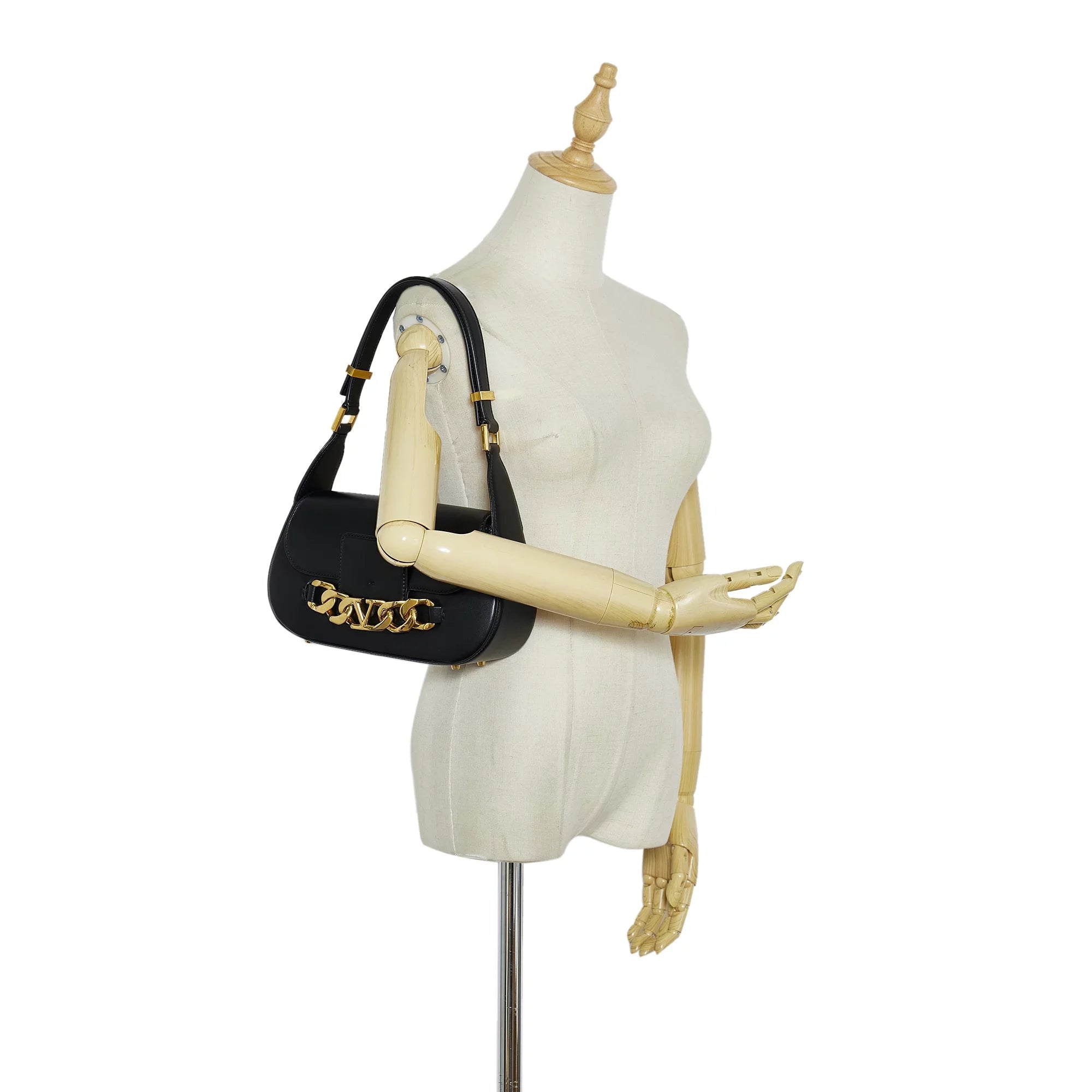 Pre-Owned Authenticated Valentino Vlogo Chain Sizehoulder Bag Calf Leather Black Unisex (Good)