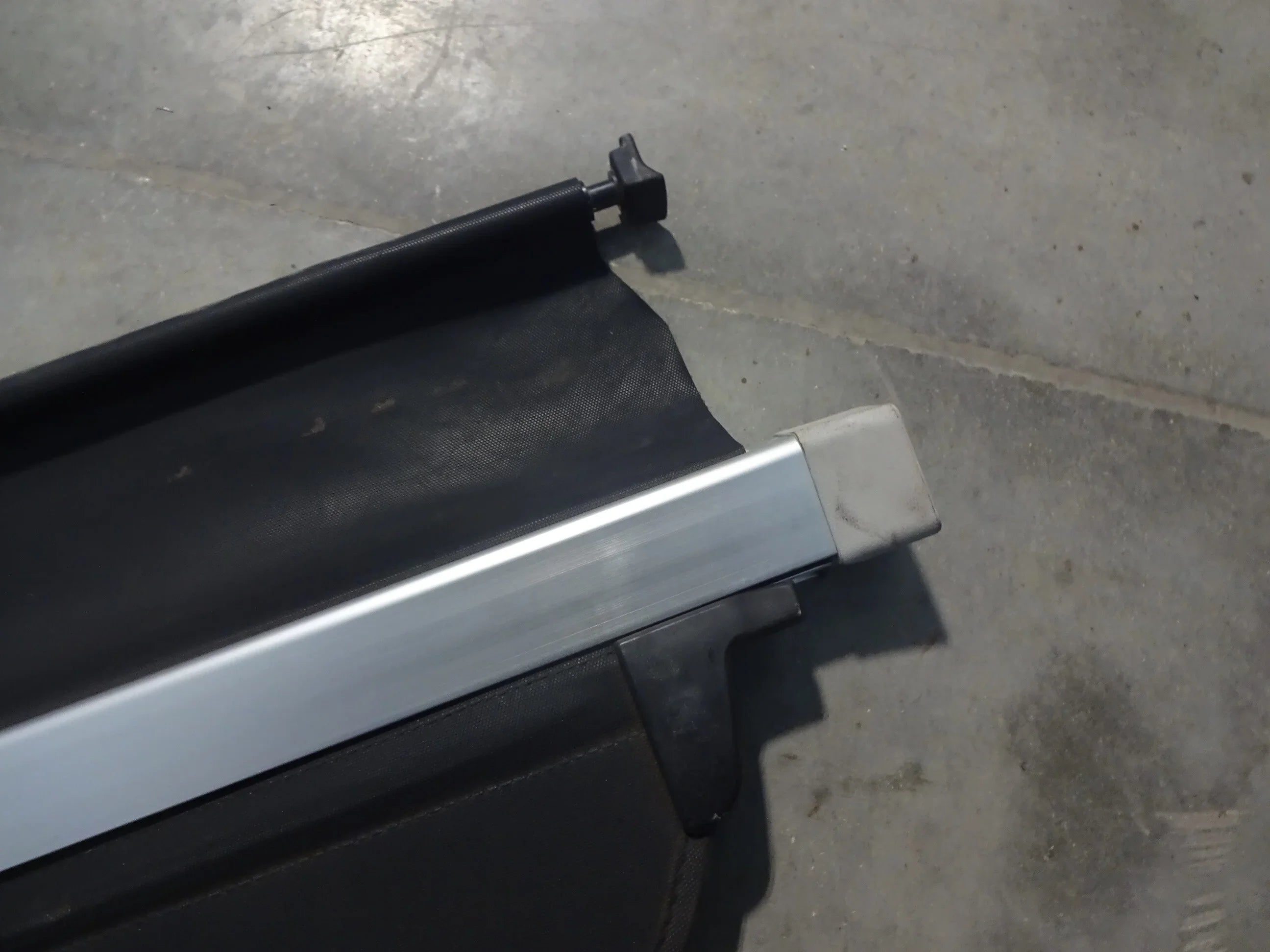 Pre-Owned 2012 Sizeubaru Forester Rear Grey Retractable Cargo Cover OEM (Good)