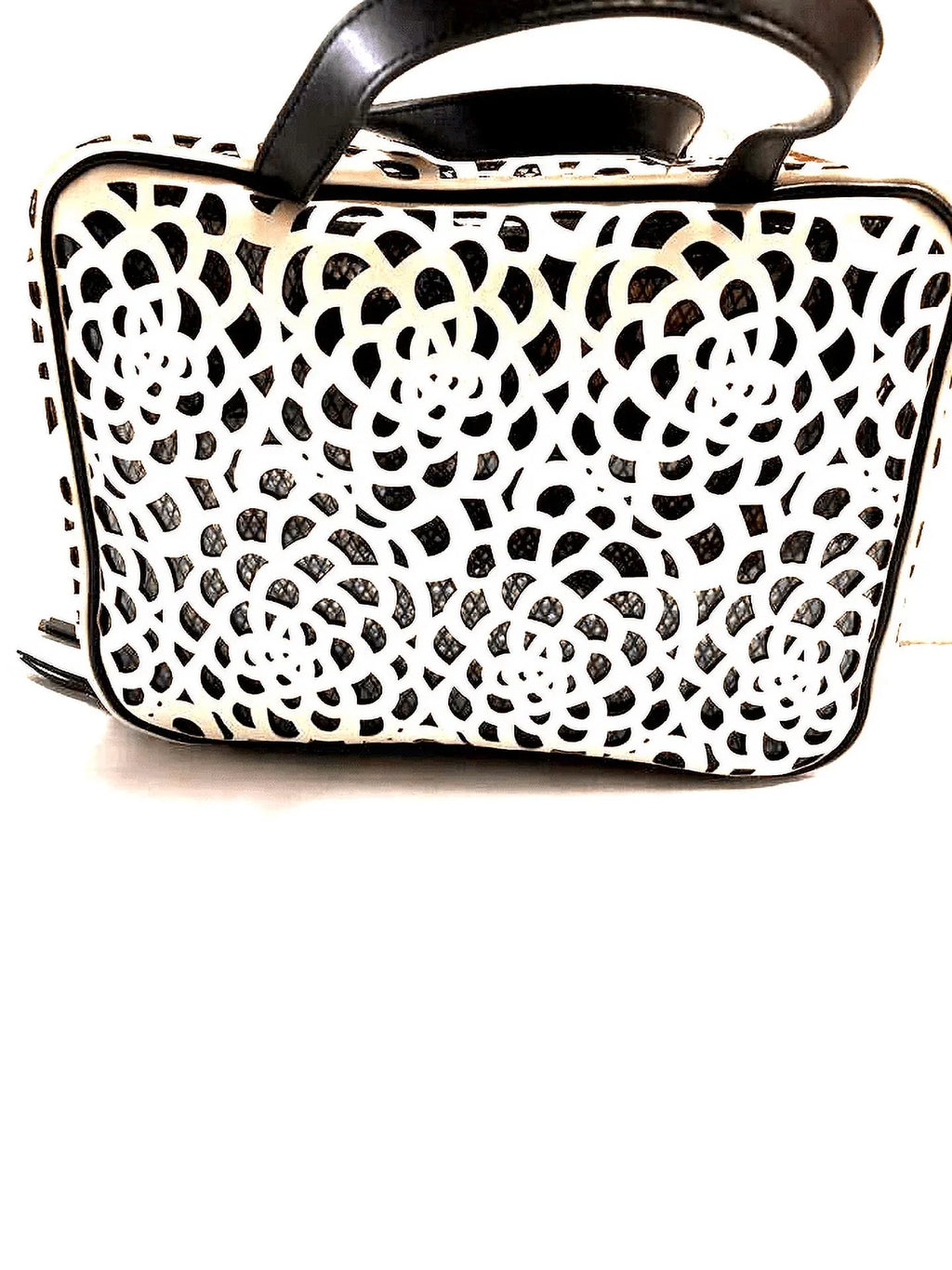 Victoria's Sizeecret Ivory Laser Cut Faux Leather Clear Hanging Travel Bag Makeup Case New