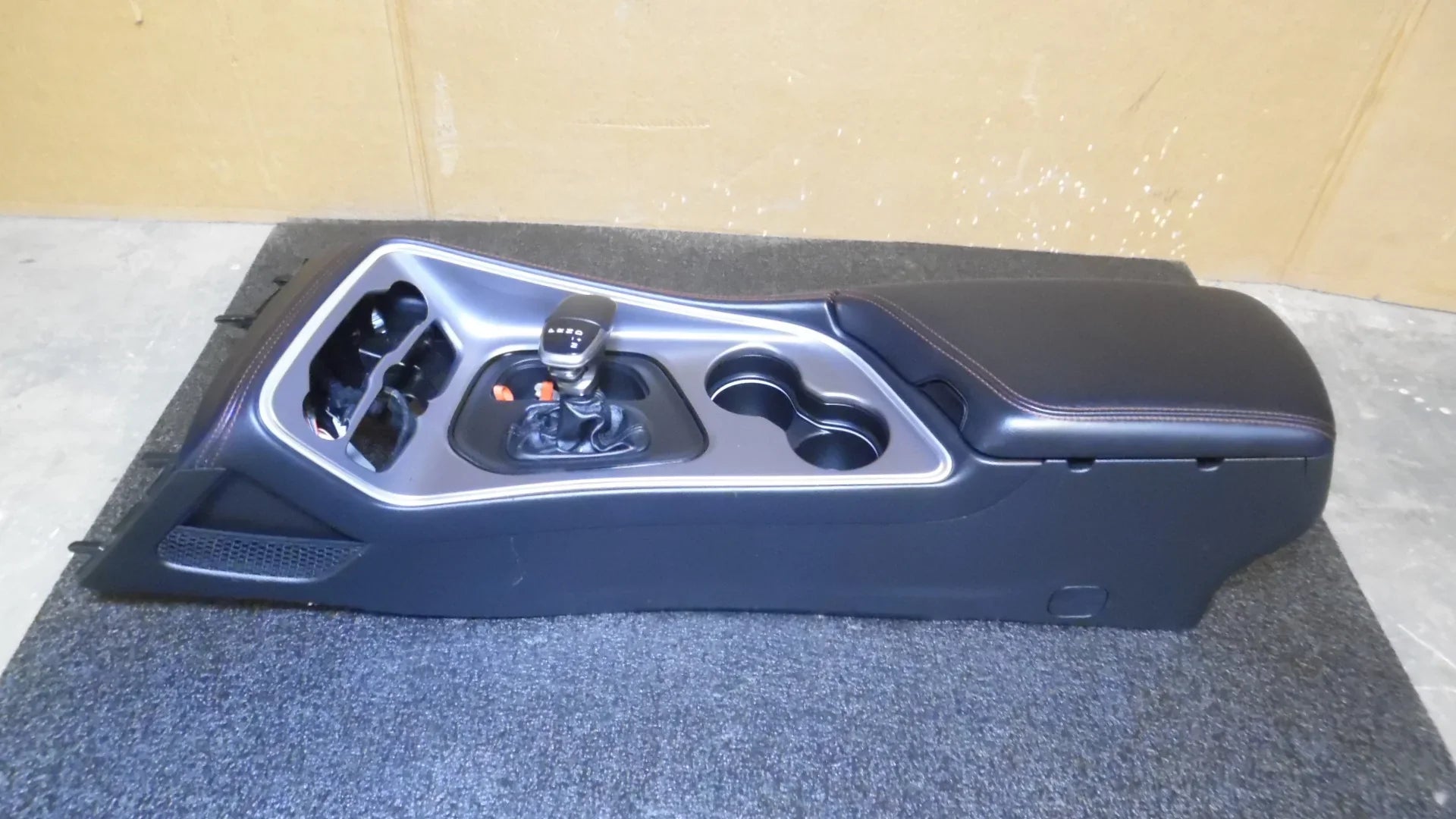 Pre-Owned 2015-2023 Dodge Challenger Center Floor Console w/ Lid Armrest AT Black OEM (Good)