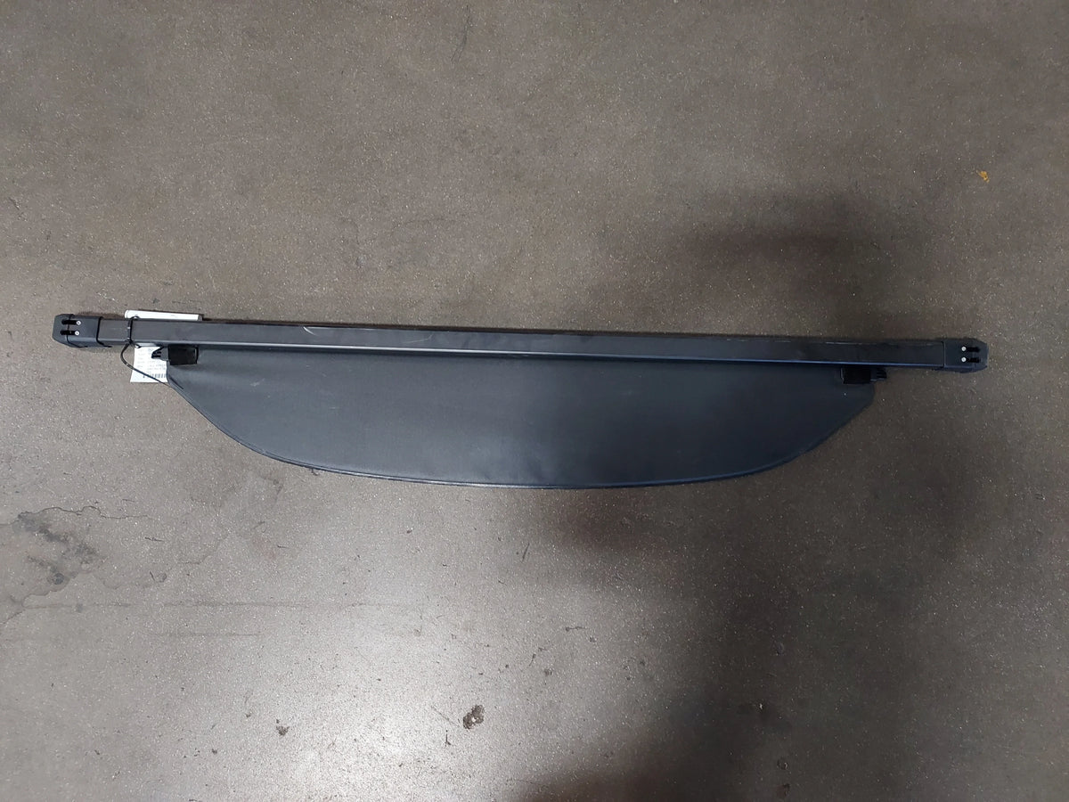 Pre-Owned 2014 Toyota Rav4 Trunk Cargo Cover Sizehade OEM LKQ (Good)