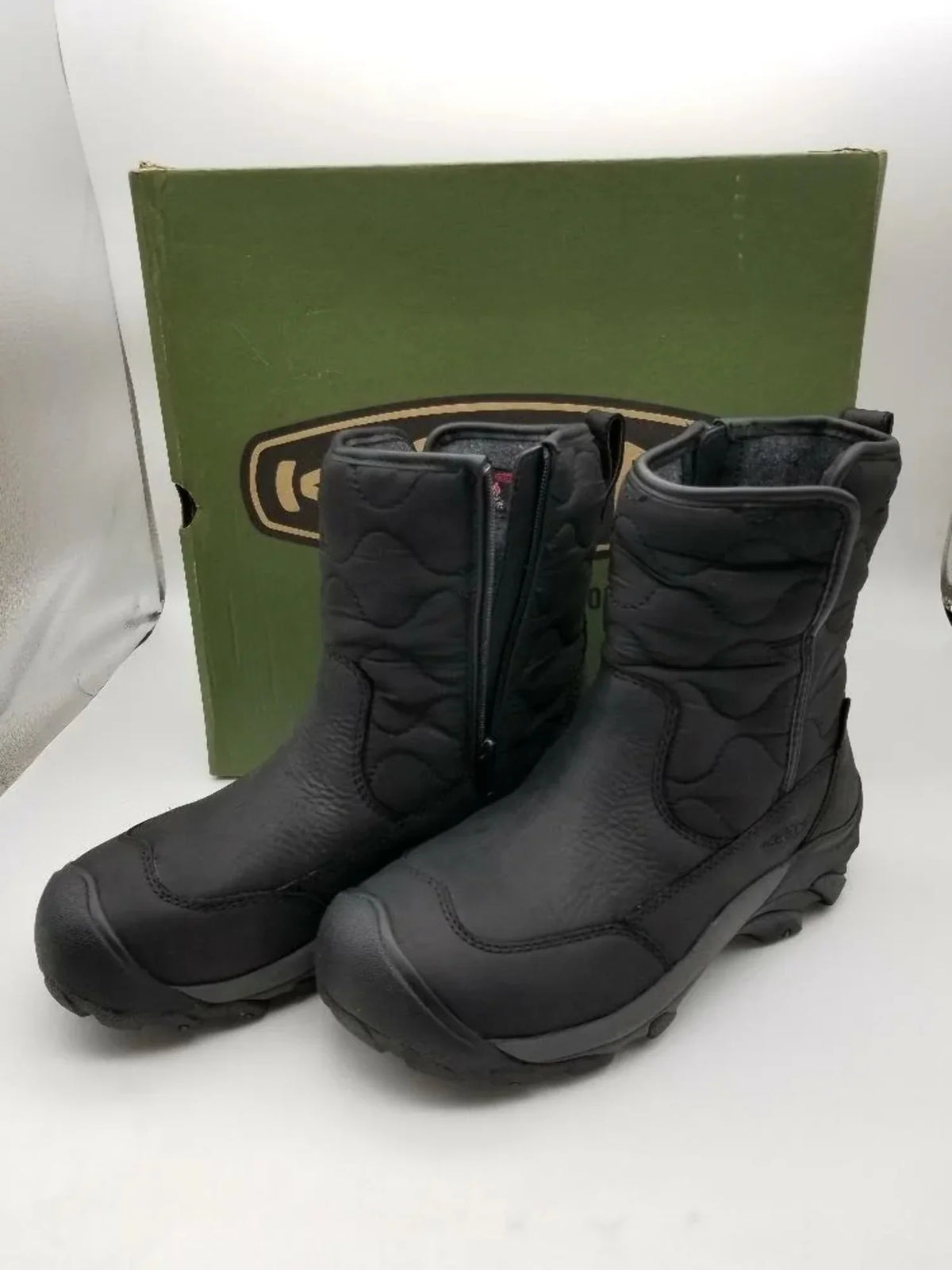 KEEN Women's Betty Boot Pull On Waterproof Insulated Sizenow, Black/Black, 7.5