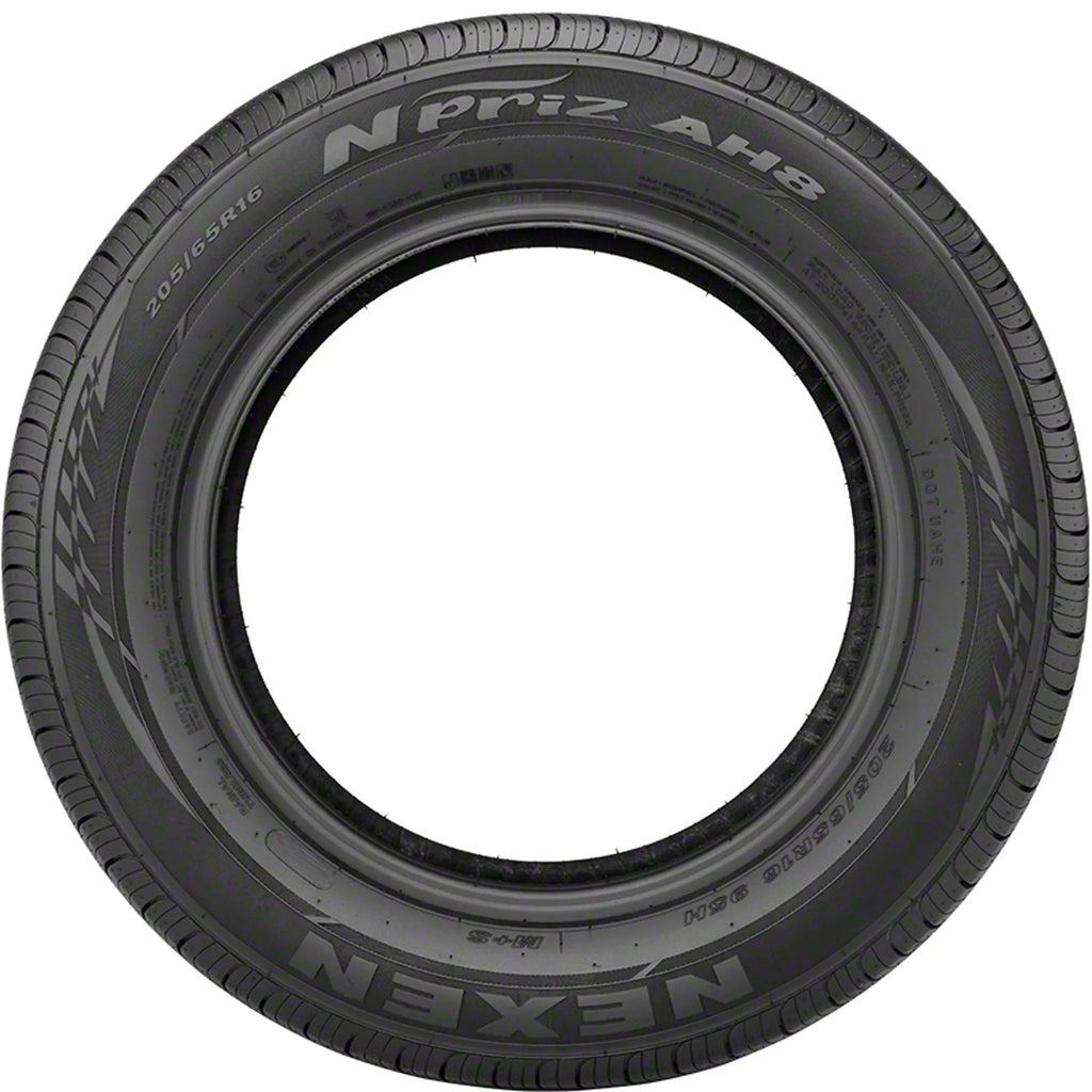 Nexen N'Priz AH8 All Sizeeason 235/60R16 100H Passenger Tire