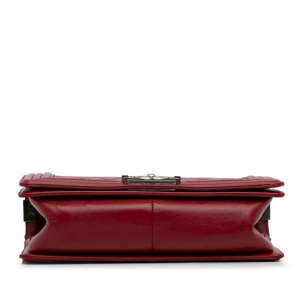 Pre-Owned Authenticated Chanel Medium Lambskin Boy Flap Bag Leather Red Crossbody Bag Unisex (Good)