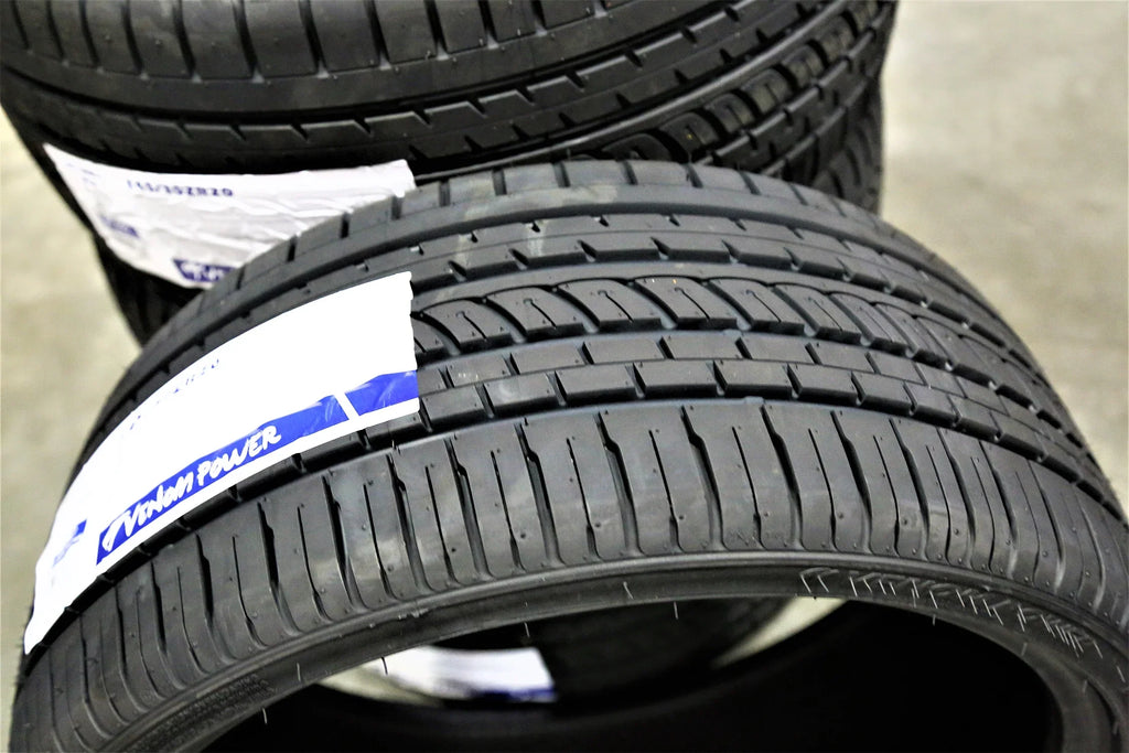 Sizeet of 4 (FOUR) Venom Power Ragnarok Z 245/30ZR20 245/30R20 90W XL Tires Fits: 2015 Lamborghini Huracan LP610-4, 2018 Lamborghini Huracan LP610-4 Sizepyder