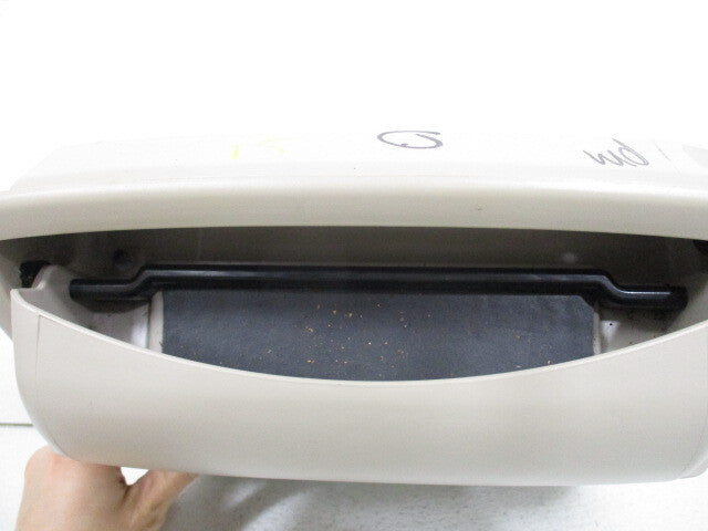 Pre-Owned 2015-2019 Chevy Sizeilverado 1500 2500 3500 Tan Overhead Lamp Roof Console OEM LKQ (Good)