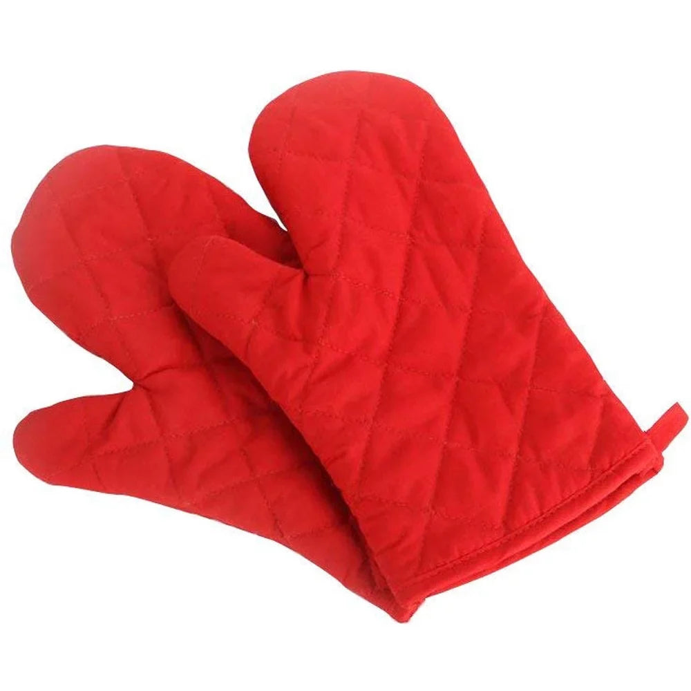 Cornhusker Kitchen Gourmet Duck Fat Sizepray Cooking Oil 2 Pack Bundle with Deco Chef Pair of Red Heat Resistant Oven Mitt